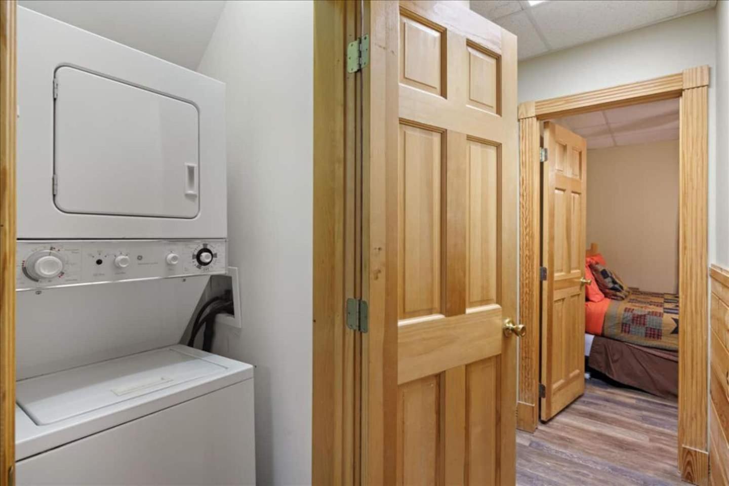 5Br Smoky Cabin Hot Tub, Games, 1 Mi To Parkway Pigeon Forge Luaran gambar